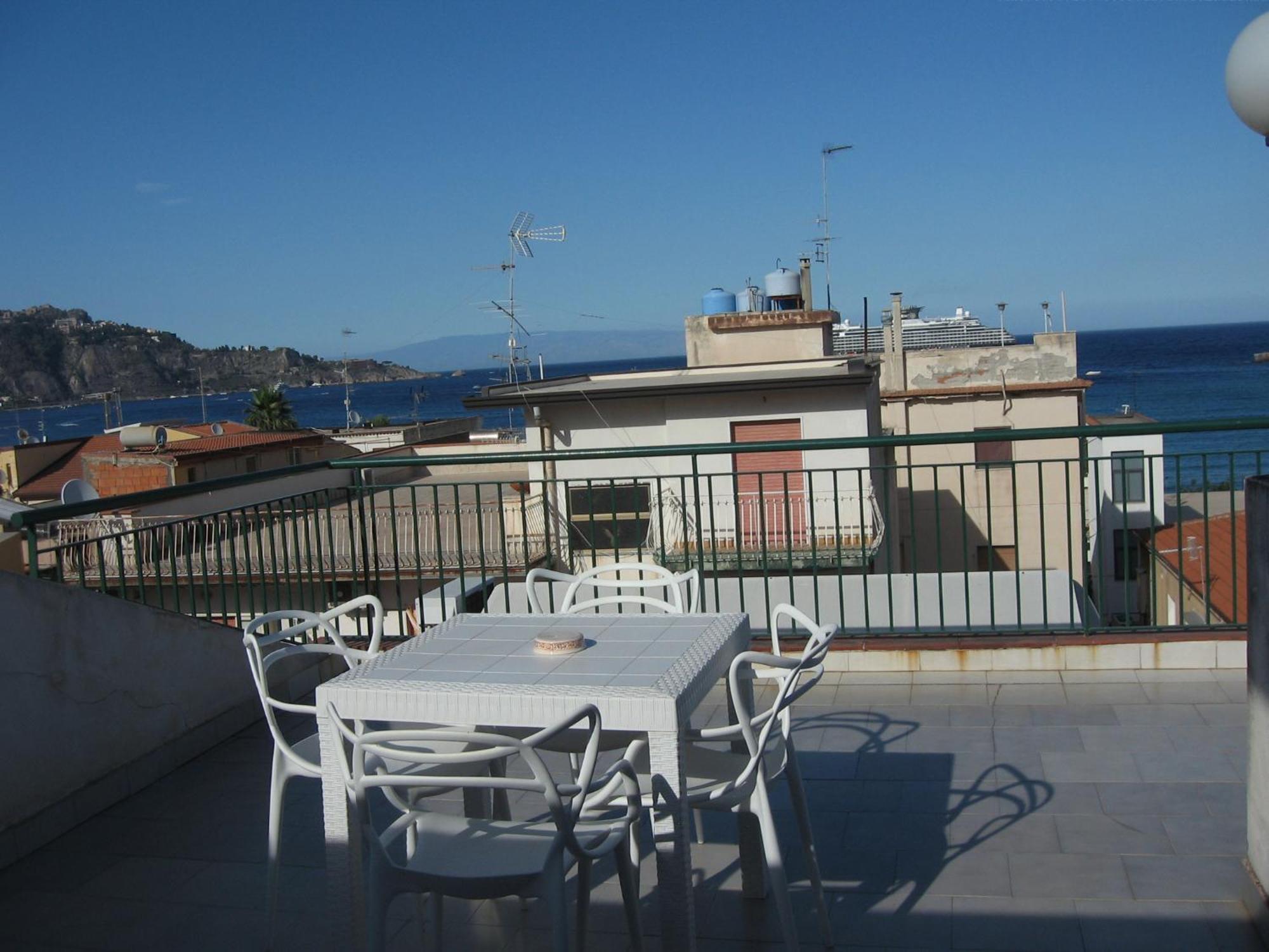 Nino'S Apartments Giardini Naxos Exterior foto